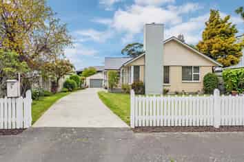  9 Soleares Avenue, Mount Pleasant