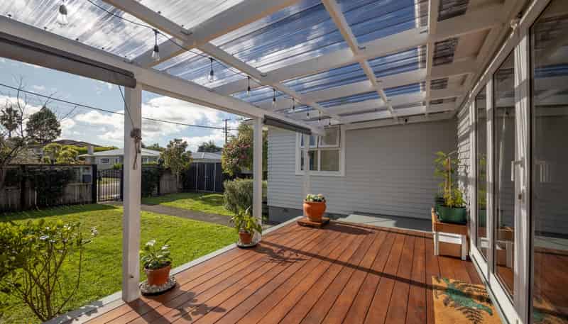 15 Enderby Drive, Te Atatu Peninsula