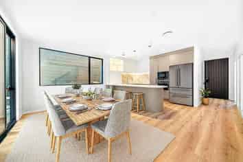 102A Te Oneroa Way, Long Bay