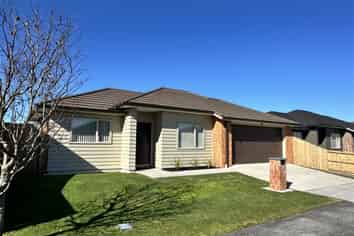 11 Charlotte Crescent , Dinsdale