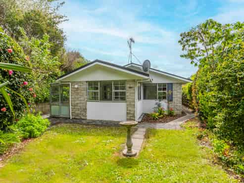35B Tui Road, Raumati Beach