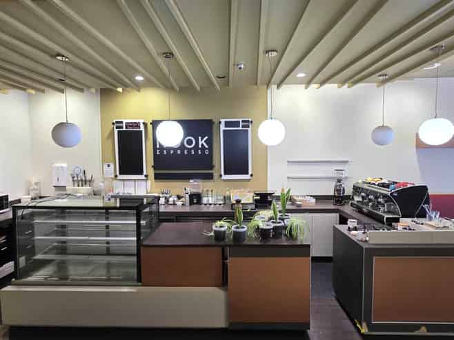 CENTRAL OFFICE / RETAIL / HOSPITALITY SPACE 
