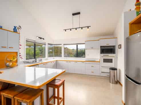 5 Longmont Terrace, Churton Park