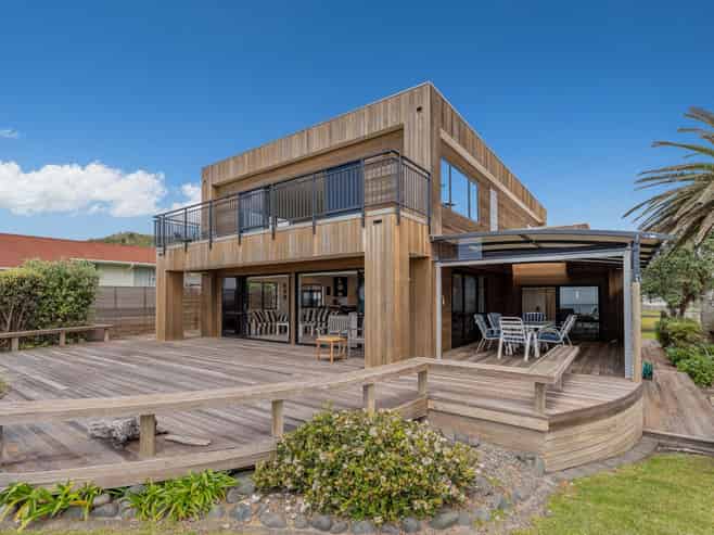 250 Kenwood Drive, Matarangi