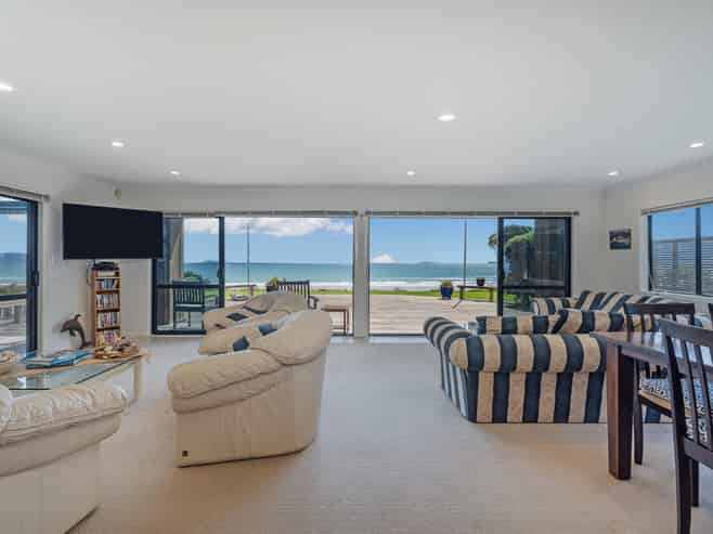 250 Kenwood Drive, Matarangi