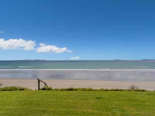 250 Kenwood Drive, Matarangi