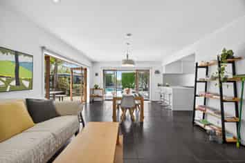 14 Davita Place, Farm Cove