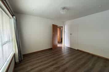 188 Avonhead Road, Avonhead