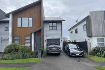 280 Jack Lachlan Drive, Beachlands