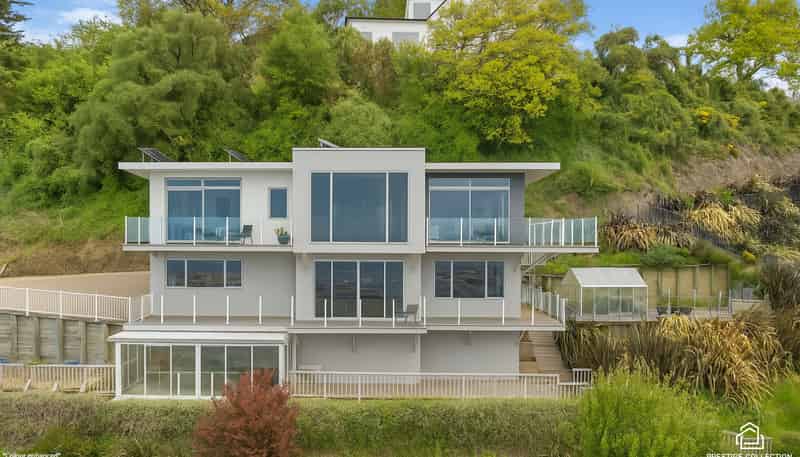 75 Ravenswood Road, Saint Clair