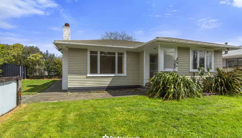 18 Titoki Road, Raumati Beach