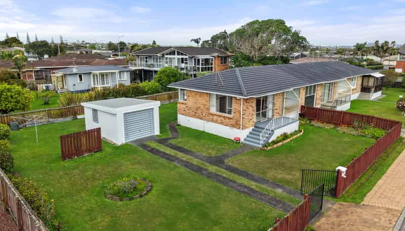 3/26 Moana Avenue, Orewa