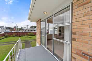 3/26 Moana Avenue, Orewa