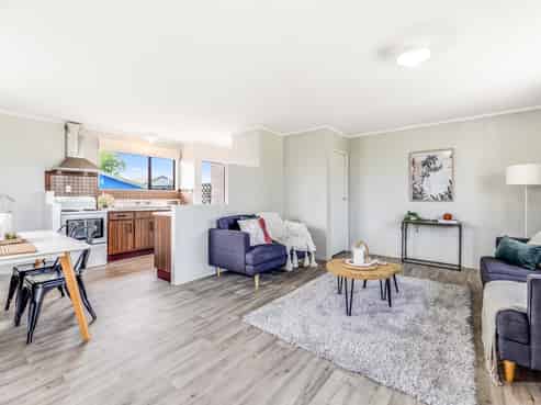 79 Moore Street, Leamington