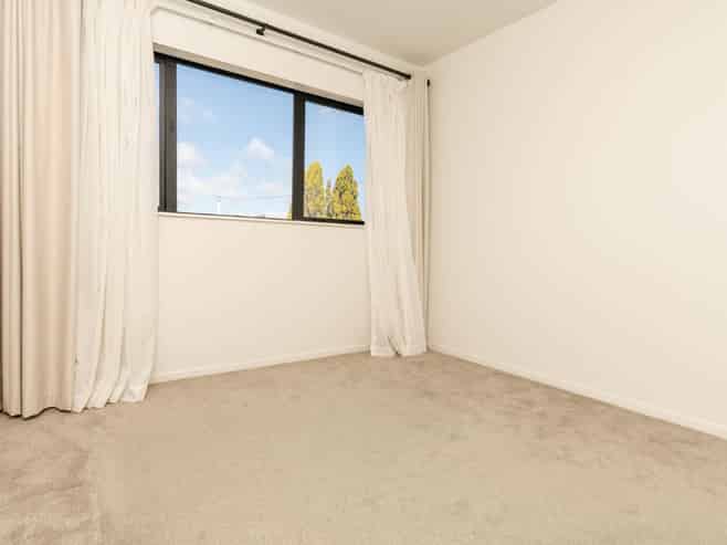 2/535 Swanson Road, Ranui