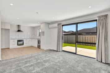 B/44 Tiny Hill Drive, Rolleston
