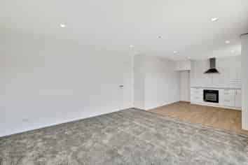 B/44 Tiny Hill Drive, Rolleston