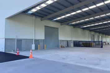 High Stud Warehouse with Breezeway