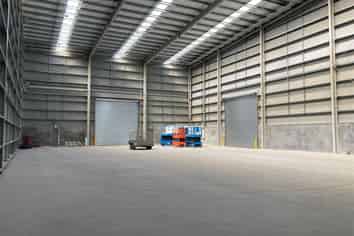 High Stud Warehouse with Breezeway