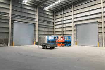 High Stud Warehouse with Breezeway
