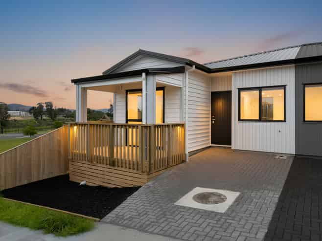 4 Wild Flower Way, Karaka