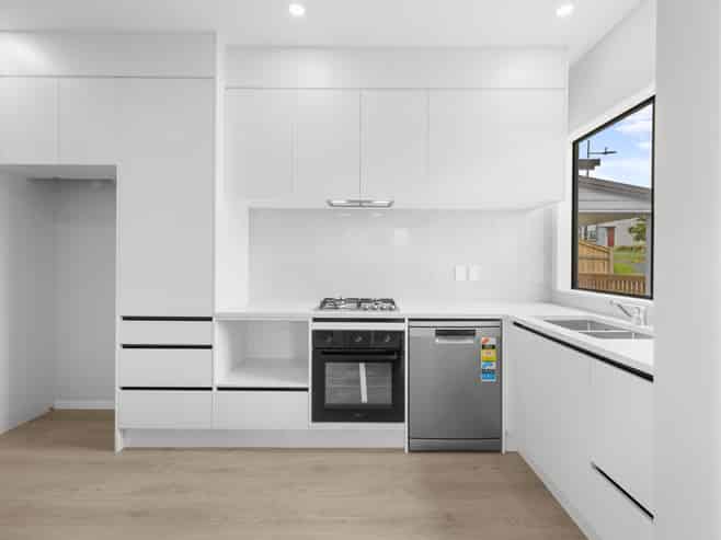 4 Wild Flower Way, Karaka