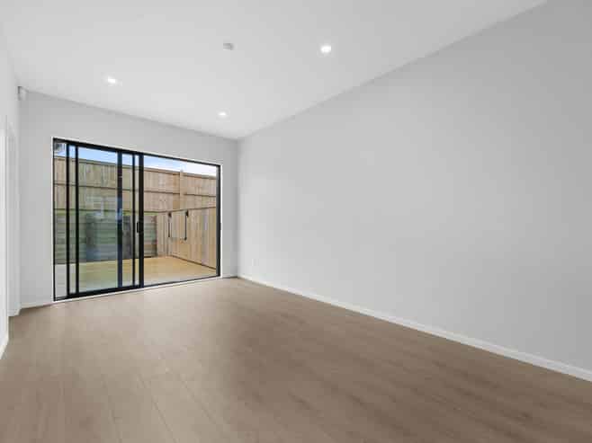 4 Wild Flower Way, Karaka