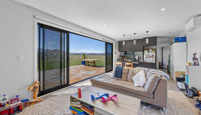 84 Gladsmuir Road, Luggate