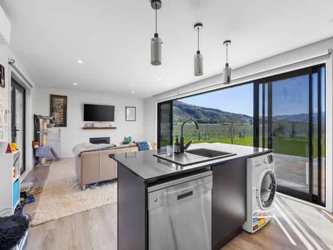 84 Gladsmuir Road, Queensberry