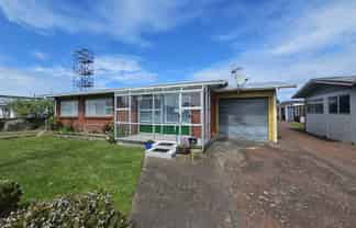1/209 South Road, Hawera