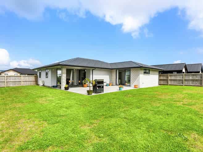28 Kerr Crescent, Patumahoe