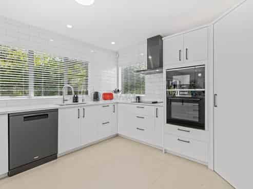 2/12 Westview Court, Somerville