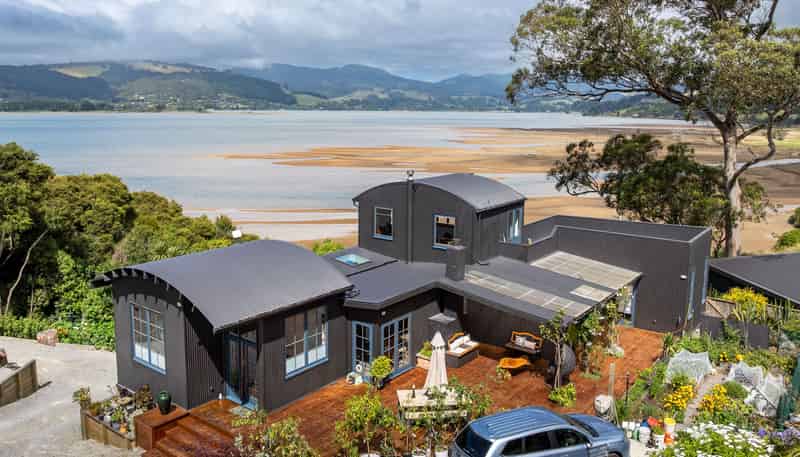 85 & 85a Coast Road, WARRINGTON