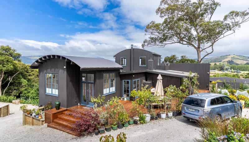 85 & 85a Coast Road, WARRINGTON