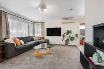 71B Red Beach Road, Red Beach