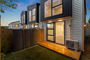 15F Cardigan St, Western Springs