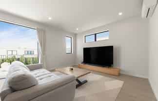 12 Porowha Road, Westgate