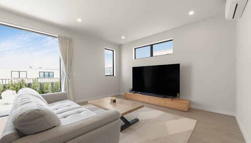 12 Porowha Road, Westgate