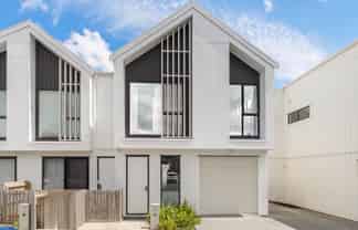 12 Porowha Road, Westgate