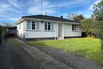 8 Surrey Street, Solway