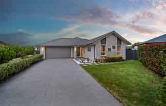 8 Crampton Close, Kaiapoi