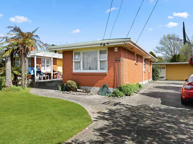 18 & 18a Dermont Street, Bader