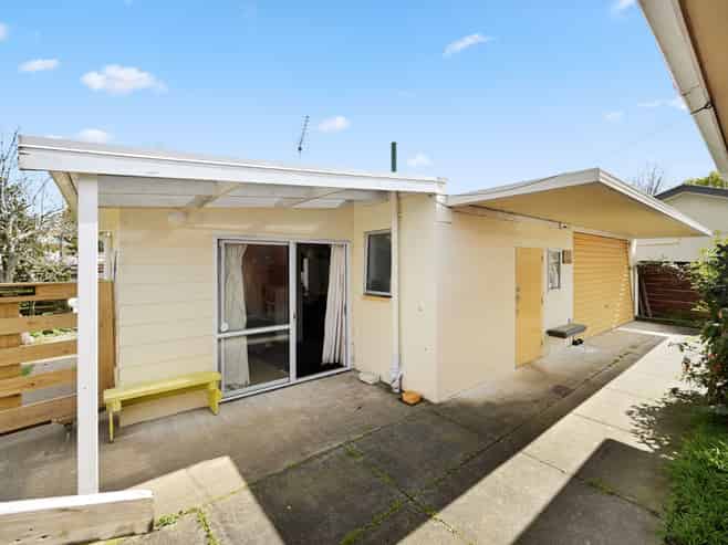 18 & 18a Dermont Street, Bader