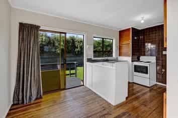 3 Hickey Place, Opunake