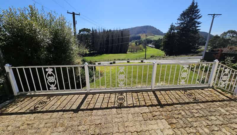 11 Merrie Creek Road, Clinton