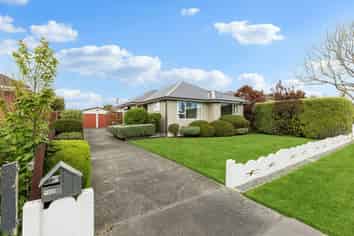28 Olivine Street, Shirley