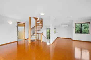 11 Moana Avenue, Belmont