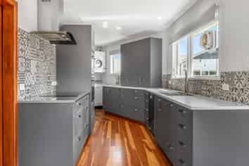 130 Parsons Street, Springvale