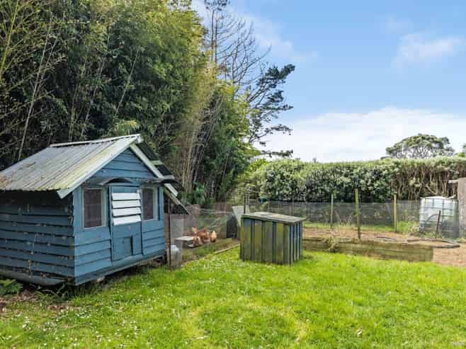 2639 Awhitu Road, Awhitu
