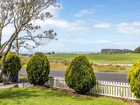 2639 Awhitu Road, Awhitu